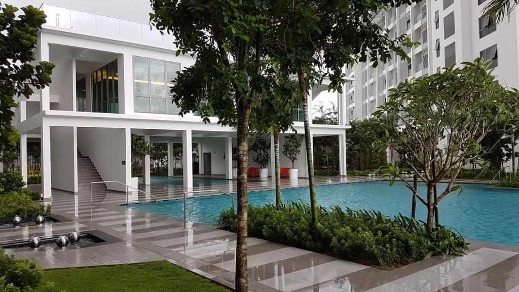 Cybersquare Lakeview With Netflix And Disney Hotstar Cyberjaya Ngoại thất bức ảnh