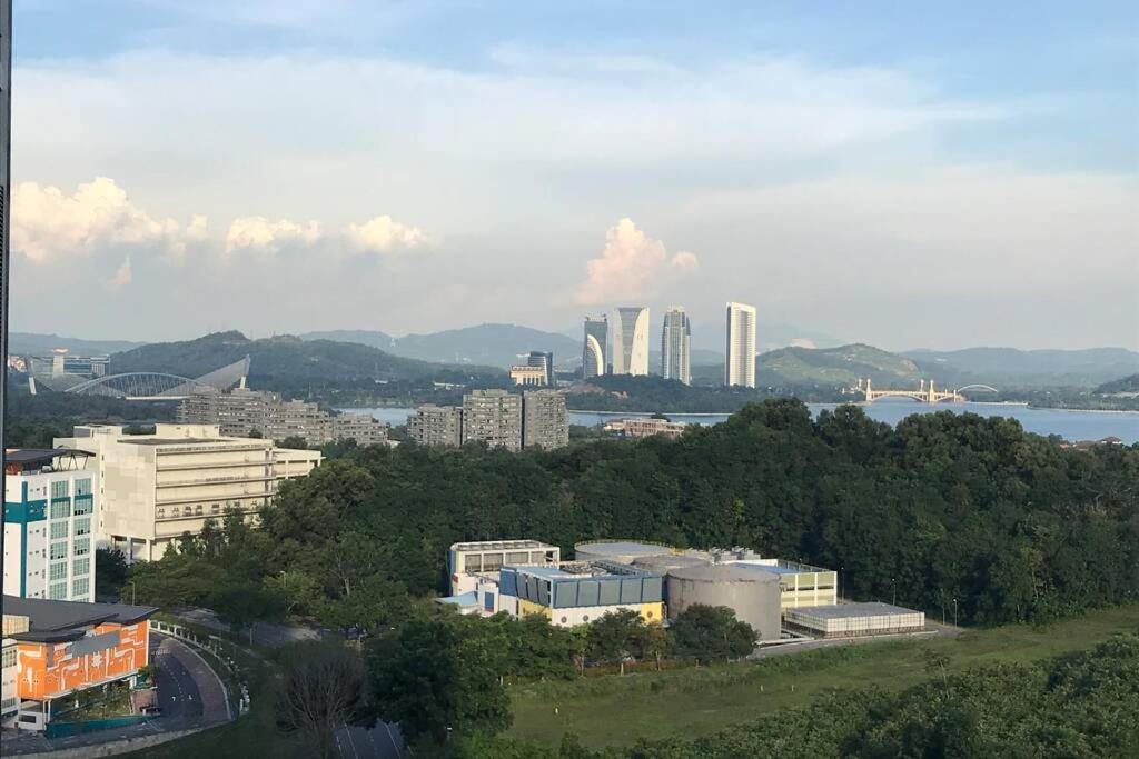 Cybersquare Lakeview With Netflix And Disney Hotstar Cyberjaya Ngoại thất bức ảnh