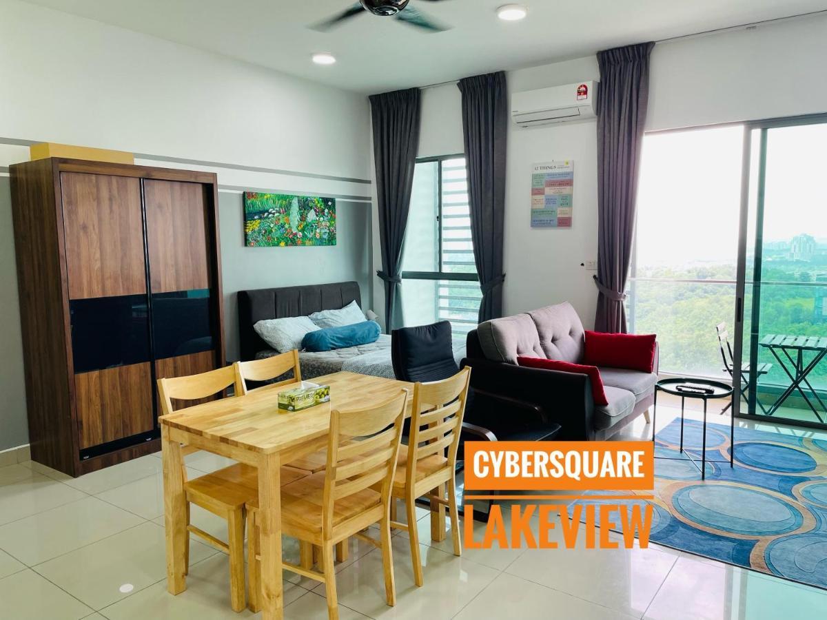 Cybersquare Lakeview With Netflix And Disney Hotstar Cyberjaya Ngoại thất bức ảnh