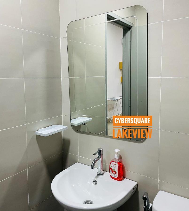 Cybersquare Lakeview With Netflix And Disney Hotstar Cyberjaya Ngoại thất bức ảnh